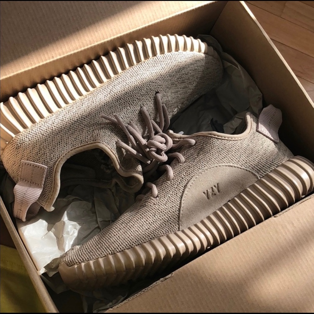 Authentic Oxford Tan Yeezys Size 9.5
